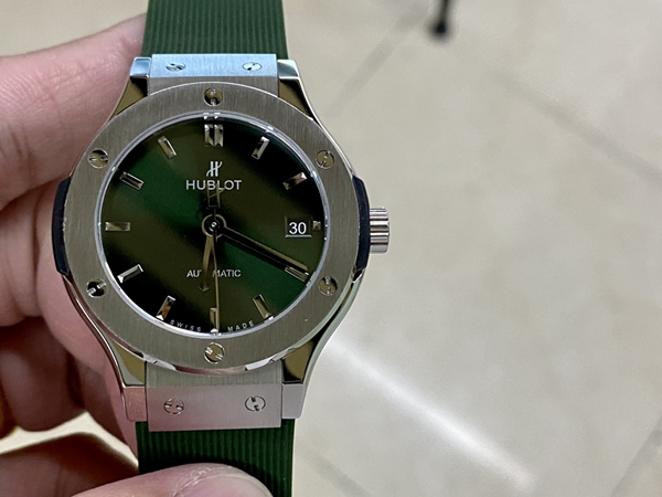 ウブロコピー時計全体デザイン